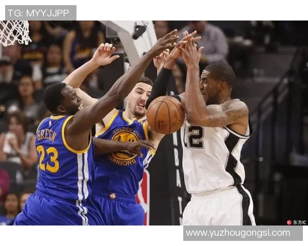 勇士与马刺激战高清壁纸尽在此处尽享篮球魅力与激情瞬间 勇士与马刺激战高清壁纸尽在此处尽享篮球魅力与激情瞬间